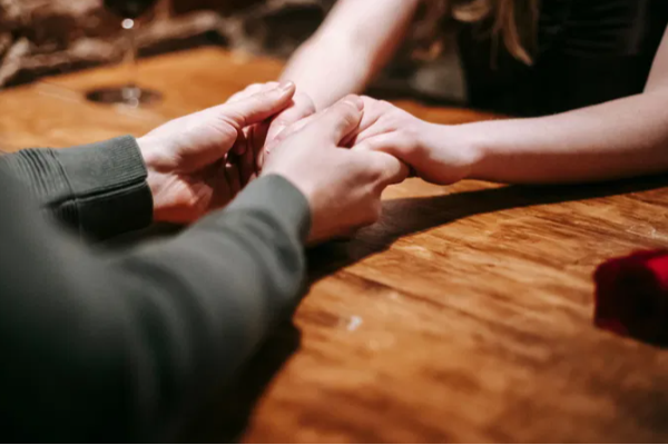 டேட்டிங் மற்றும் திருமணம் செய்ய ரூ.12 லட்சம் வழங்கும் அரசு - எந்த நாட்டில் தெரியுமா? | South Korea Birth Rate Rise By Incentive For Date