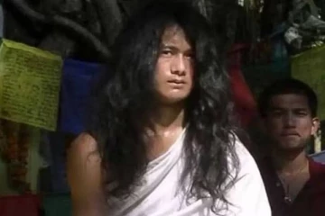 சிறுமிகளை சீரழித்த குட்டி புத்தர்; குவிந்து கிடக்கும் பண மூட்டைகள் - யார் இவர்?