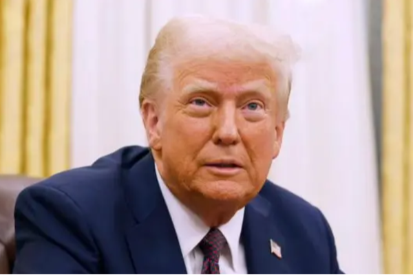 அனைத்து புகலிட விண்ணப்பங்களையும் நிறுத்திய ட்ரம்ப் நிர்வாகம் | Trump That Halted All Asylum Applications