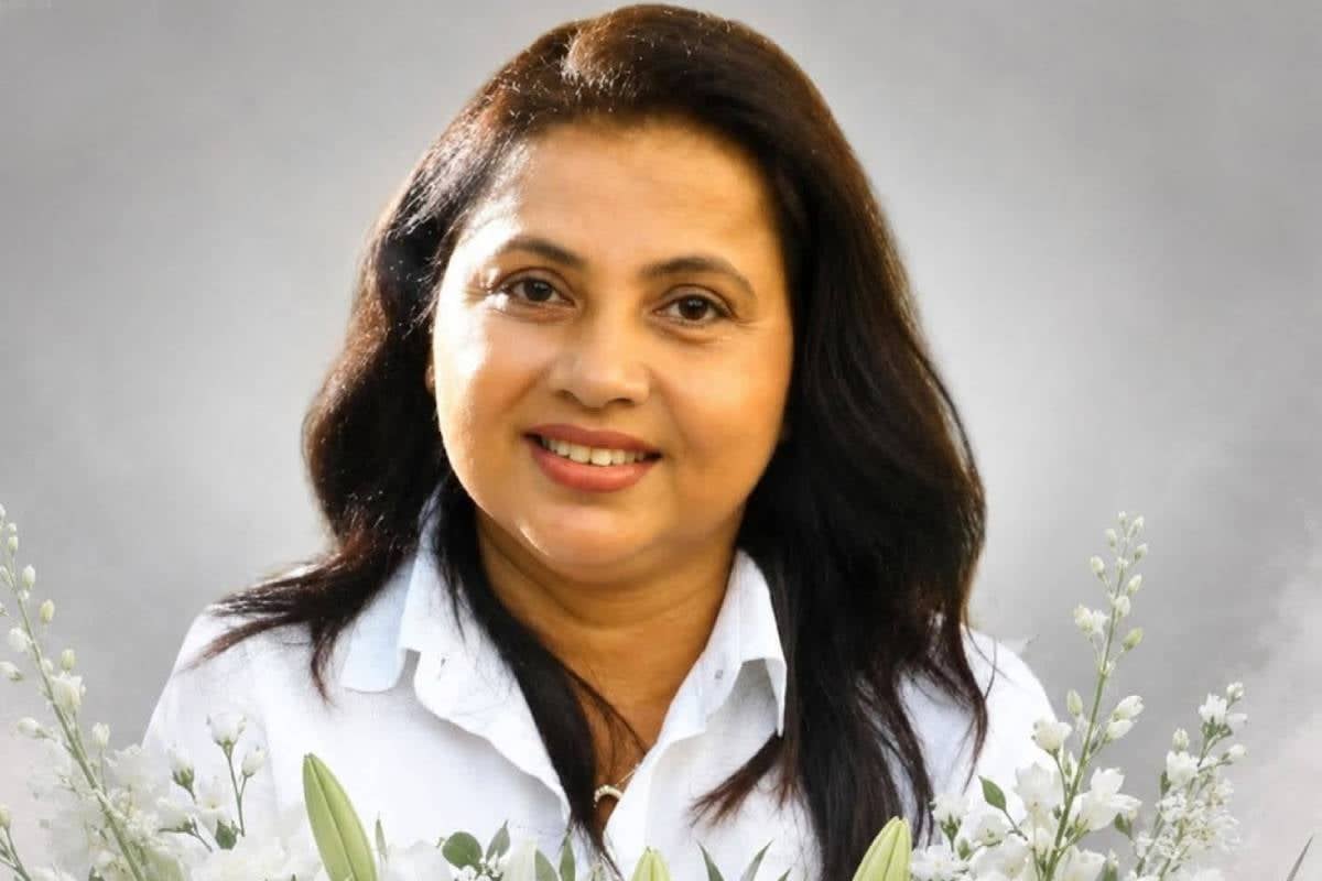 முன்னாள் அமைச்சர் ஜகத் புஷ்பகுமாரவின் மனைவி விபத்தில் மரணம் | Former Ministers Wife Dies In An Accident முன்னாள் அமைச்சர் ஜகத் புஷ்பகுமாரவின் மனைவி விபத்தில் மரணம் | Former Ministers Wife Dies In An Accident