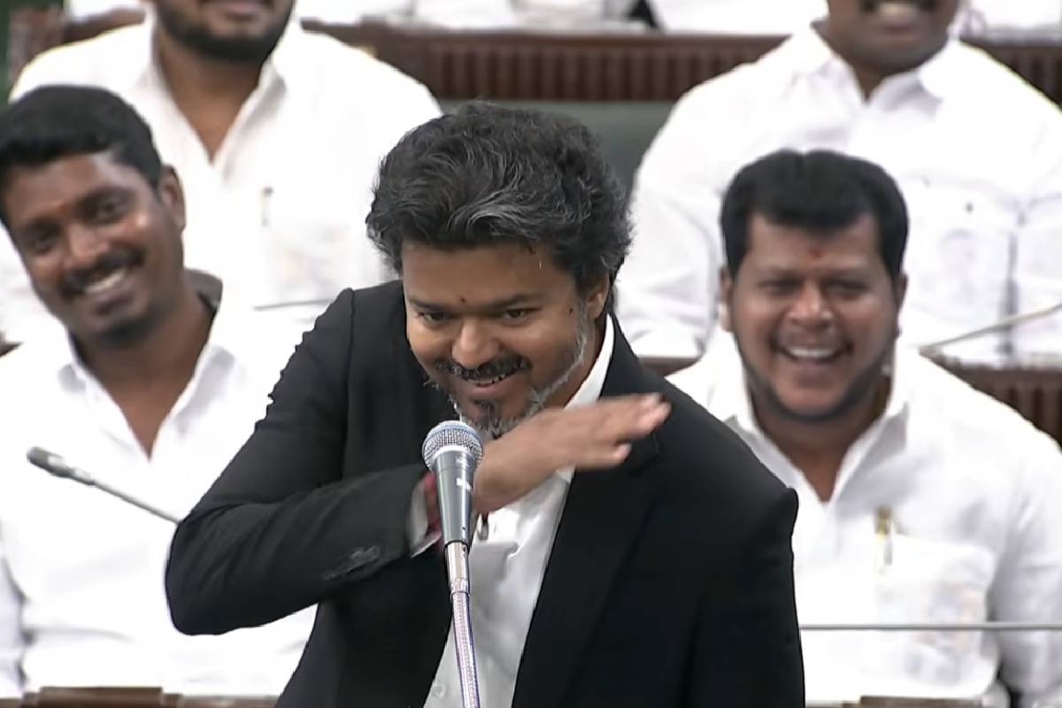 எங்க உங்க அப்பாவையே காணோம் - குட்டிக்கதை மூலம் சீண்டிய முதல்வர் விஜய் | Vijay Kutty Story In Assembly Your Daddy Missing எங்க உங்க அப்பாவையே காணோம் - குட்டிக்கதை மூலம் சீண்டிய முதல்வர் விஜய் | Vijay Kutty Story In Assembly Your Daddy Missing