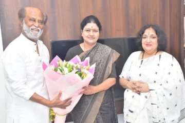 நடிகர் ரஜினியை திடீரெனெ நேரில் சந்தித்த முக்கிய அரசியல் பிரமுகர், என்ன காரணம் தெரியுமா ?
