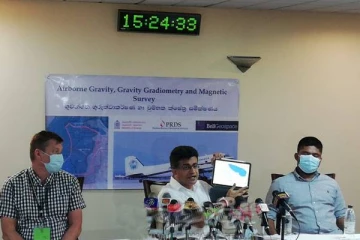 நாட்டின் கடன் சுமையைக் குறைக்க இதனால் மட்டுமே முடியும்