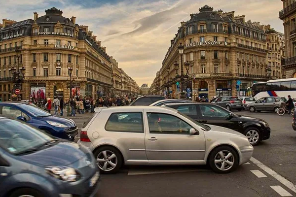 பிரான்ஸ் வாகன சாரதிகள் தொடர்பில் வெளியான தகவல்! | Information About French Drivers