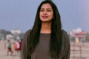 மூன்று முடிச்சு சீரியல் நடிகை ஸ்வாதி கொண்டேவின் ரசிக்க வைக்கும் போட்டோஸ்