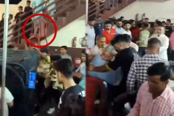 லெக் பீஸ் எங்க..? கல்யாண விழாவில் களேபரம்; களத்தில் மாப்பிள்ளை - வைரல் Video!