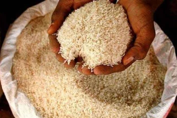 මේ හාල් අරගෙනත් ඉවරයි - දැඩි හිඟයත් සමඟ මිල රු 400 පනී