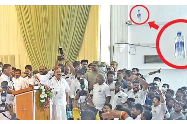 ஓபிஎஸ் மீது தண்ணீர் பாட்டில் வீசியவர் யார்? பரபரப்பு காட்சி இதோ | Person Threw Bottle Of Water Ops
