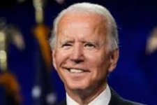 அமெரிக்காவில் அனைவருக்கும் கொரோனா தடுப்பு மருந்து இலவசம்: பைடன் அறிவிப்புக்கு குவியும் பாராட்டுகள்