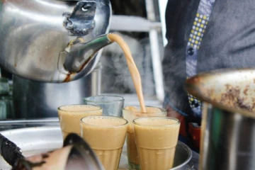 தமிழகத்தில் உள்ள உணவகங்கள், டீ கடைகளுக்கு எச்சரிக்கை- உணவு பாதுகாப்புத் துறை