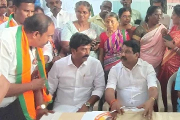 “சோறு கூட போடுறோம், ஆனா ஓட்டு போட மாட்டோம்“ பாஜக தொண்டர் பேச்சு - மிரண்ட நயினார்