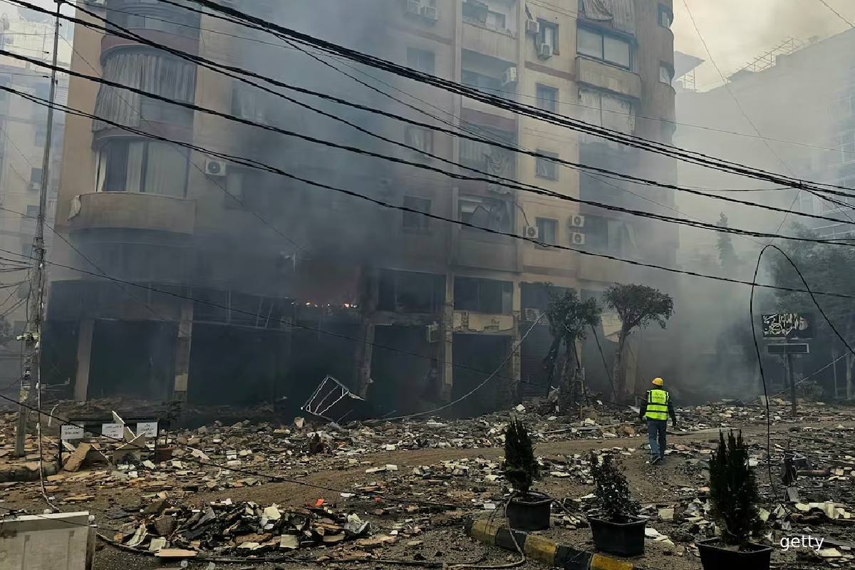 பிரித்தானியப் படைகள் ஈரானுக்கு அனுப்புவது தொடர்பில் ட்ரம்பிற்கு அதிரடி நிபந்தனை வைத்த ஸ்டார்மர் | Trump Must Stop Starmer Calls