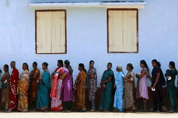 அரசின் நடவடிக்கை  ஜனநாயகத்தின் மீதான மரண அடி - எழுந்துள்ள கடும் குற்றச்சாட்டு