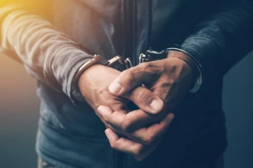 இந்தியாவிலிருந்து இலங்கைக்கு தப்பி வந்த பெண் கைது!