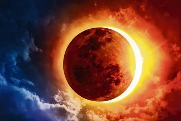 இந்த ஆண்டின் முதல் சூரிய கிரகணம் - மறந்தும் கூட கிரகணத்தின் போது இவற்றை தொடாதீர்கள்….பேராபத்து!