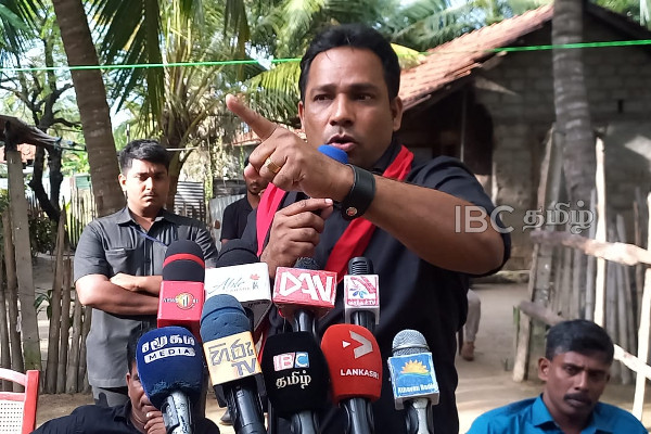 மாவட்ட செயலகத்தை இழுத்து மூடுவேன் - ஆணவப் பேச்சில் இராஜாங்க அமைச்சர் வியாழேந்திரன்! | I Will Close Down District Secretariat Viyalendran