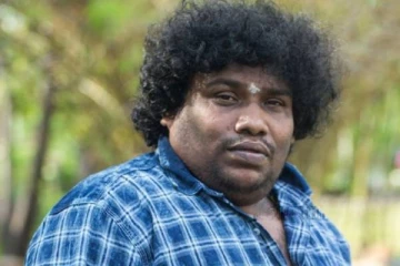 நடிகர் யோகிபாபுவின் அண்ணனா இது, அப்படியே இவரைப்போலவே இருக்காரே?- இப்படி ஒரு தொழில் செய்கிறாரா?