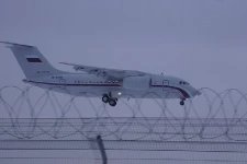 109 பேருடன் தரையிறங்கிய விமானம் விபத்துக்குள்ளானதால் பரபரப்பு! பயணிகளின் நிலை என்ன? வெளியான வீடியோ