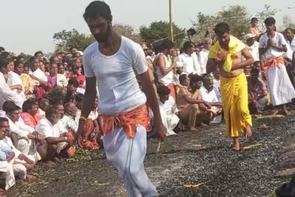 இரவு முழுவதும் தொடர் வழிபாடு... வனப்பகுதியில் உள்ள ஆனிக்கல் மாரியம்மன் கோவில் குறித்து தெரியுமா? | Aanikal Mariamman Temple Festival Which Forest இரவு முழுவதும் தொடர் வழிபாடு... வனப்பகுதியில் உள்ள ஆனிக்கல் மாரியம்மன் கோவில் குறித்து தெரியுமா? | Aanikal Mariamman Temple Festival Which Forest