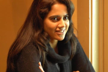 வாரணம் ஆயிரம் சமீரா ரெட்டியா இப்படி.. அடையாளமே தெரியாமல் இருக்கும் போட்டோ