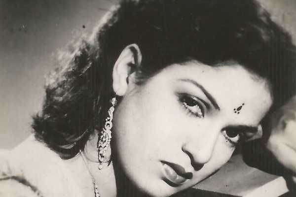 சகோதரியின் கணவரை திருமணம் செய்த பிரபல நடிகை!! 98 வயதில் மரணம்... | Famous Actress Who Married Her Sister Husband