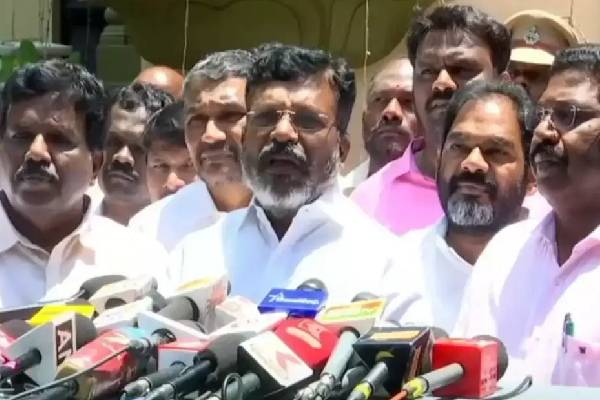 பழனிசாமி அவராக பேசவில்லை, பேச வைக்கின்றனர் - திருமா ஆவேசம் | Thirumavalavan About Edappadi On Dmk