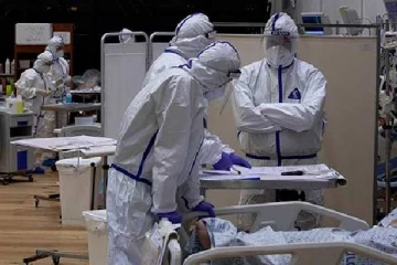 மருமகளுக்கு கொரோனாவை பரப்பி வீட்டை விட்டு விரட்டியடித்த மாமியார்!