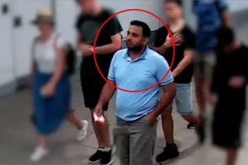 இந்தியாவுக்கு தப்பிய கொலையாளி பற்றி துப்பு கொடுத்தால் ரூ.5¼ கோடி பரிசு!