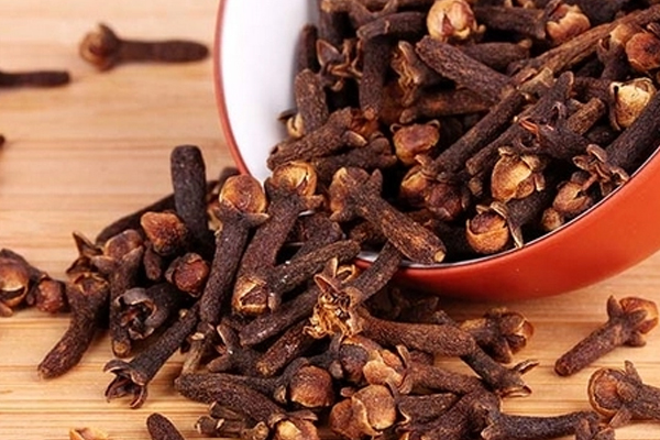 தினம் ஒன்று சாப்பிடுவதால் இத்தனை நன்மைகளா! | Betel Leaves Detoxify The Body