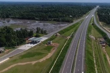 அதிவேக நெடுஞ்சாலையில் 4 நாட்களில் 135 மில்லியன் ரூபாய் வருமானம்