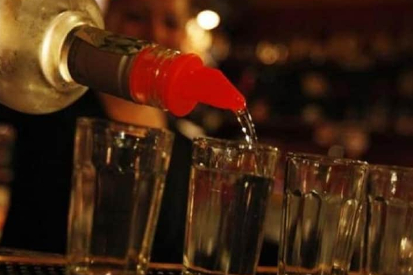 அனைத்து மதுபானசாலைகளும் பூட்டு | Lock To All Pubs Posan Poya