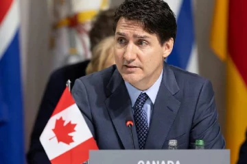 வெளிநாட்டு மாணவர்களுக்கான கல்வி அனுமதியை மீண்டும் குறைக்கும் கனடா