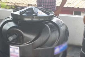 ඉන්ධන නිසා අදත් හතර දෙනෙක් අත්තඩංගුවට..