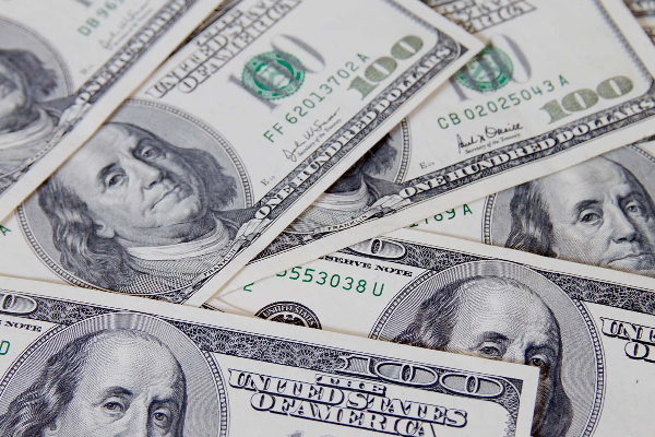 சர்வதேச சந்தையில் கச்சா எண்ணெய் விலை வீழ்ச்சி..! | Dollar Rate Fall In Crude Oil Prices