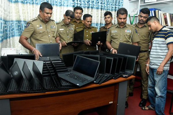 இந்திய பிரஜை அதிரடியாக கைது | Indian National Arrest