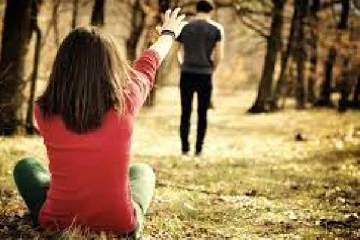 காதலியின்  தந்தையிடம்  நட்டஈடு கோரிய காதலன்! ஏன் தெரியுமா?