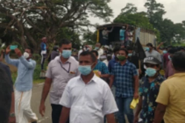 மட்டக்களப்பு திருகோணமலை எல்லையில் பேரணியுடன் இணைந்துகொண்ட தமிழ்த் தேசிய பற்றாளர்கள்!