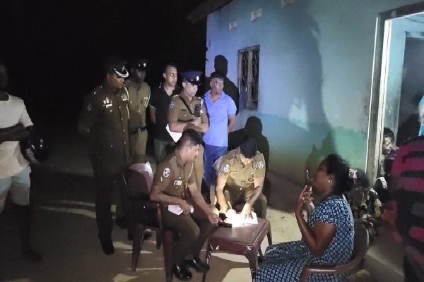 தமிழர் பகுதியில் இளம் குடும்பஸ்தருக்கு நேர்ந்த துயரம் ; சிறப்பு அதிரடி படையினரிடமிருந்து தப்பும்போது சம்பவம் | Family Man Death In Kilinochchi