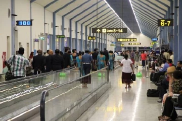 இலங்கை சர்வதேச விமான நிலையத்தில் திடீரென உயிரிழந்த சுங்க அதிகாரி!