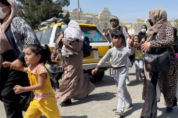 ஆப்கானில் உள்ள குழந்தைகளின் நிலை மோசமாக உள்ளது! சிறுமிகள் அச்சத்துடன்... வெளியான அதிர்ச்சி தகவல்
