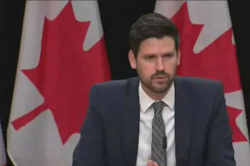 தற்காலிக குடியிருப்பு அனுமதிகளில் மாற்றம் செய்ய திட்டமிடும் கனடா