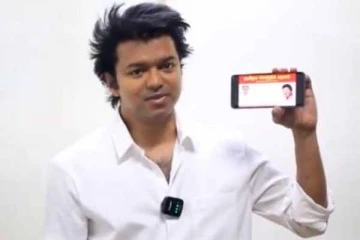 முதல் நபராக தமிழக வெற்றிக் கழகத்தில் இணைந்துள்ள நடிகர் விஜய்- அவரே வெளியிட்ட வீடியோ