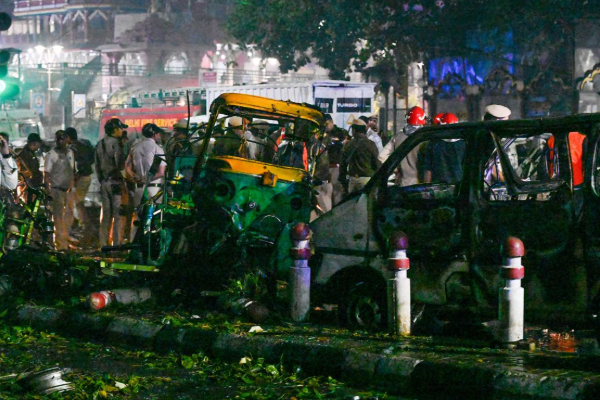 புதுடெல்லிக்கு வெடிகுண்டு மிரட்டல்... மீண்டும் சர்ச்சை! | Bomb Threat To New Delhi