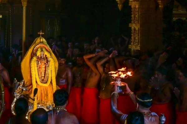 நல்லூர் கந்தசஷ்டி உற்சவம்; பக்தியுடன் கலந்துகொண்ட பக்தர்கள்! | Nallur Skanda Sashti Festival 2025