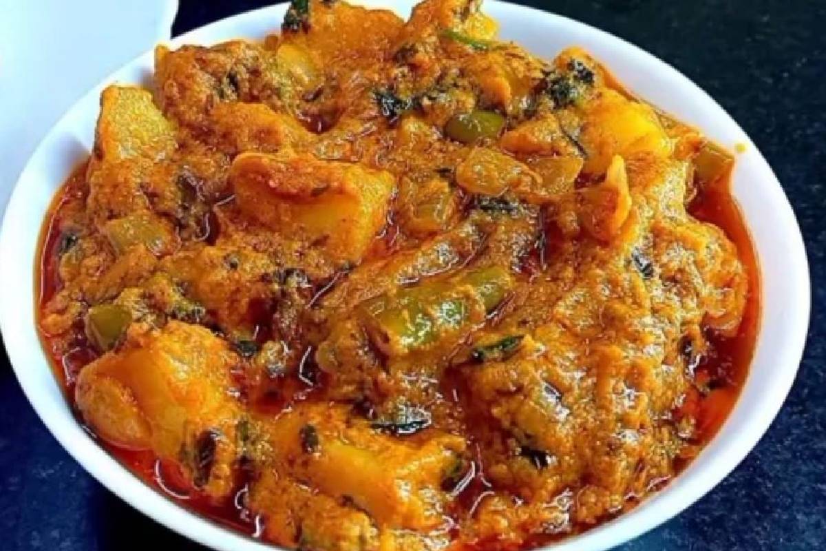 வீட்டிலேயே ஹோட்டல் ஸ்டைல் உருளைக்கிழங்கு குருமா... பண்ணலாமா? | Tasty Potato Kurma Recipe In Tamil வீட்டிலேயே ஹோட்டல் ஸ்டைல் உருளைக்கிழங்கு குருமா... பண்ணலாமா? | Tasty Potato Kurma Recipe In Tamil