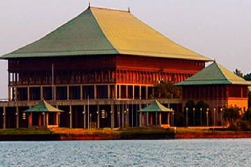 இந்தியாவின் உதவியுடன் நாடாளுமன்றத்திற்கு மின்சாரம்