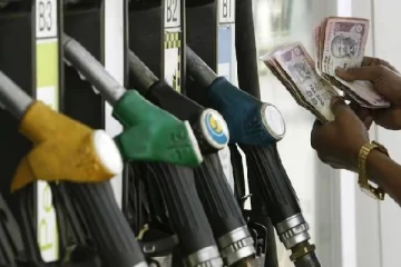 அதிரடியாக எகிறும் பெட்ரோல், டீசல் விலை - அதிர்ச்சியில் வாகன ஓட்டிகள்!