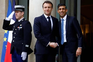 சிறுபடகு, புலம்பெயர்வோர்... பிரித்தானியா செலவில் பிரான்சில் தயாராகும் நவீன தடுப்பு முகாம்