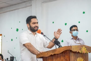 இனியும் முஸ்லிம் கட்சிகளை நம்பி ஏமாந்து விடக்கூடாது : இம்ரான் காட்டம்