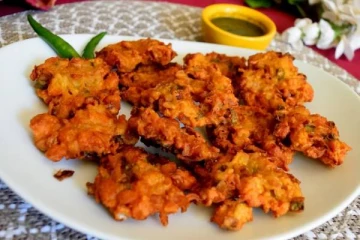 10 நிமிடத்தில் சுவையான நூடுல்ஸ் பக்கோடா செய்வது எப்படி? சூப்பர் டிப்ஸ்